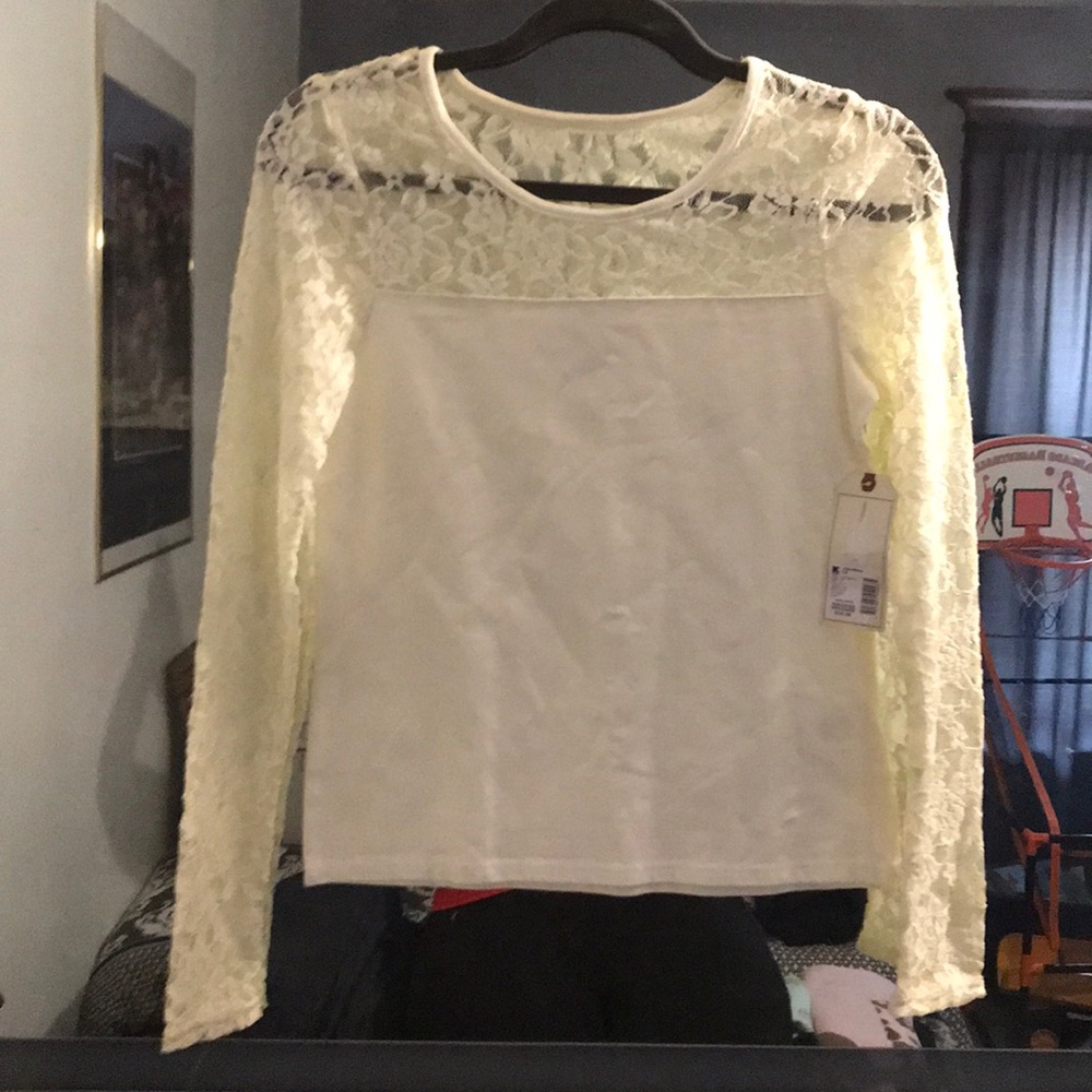 NWT lot of 2 shirts, Nikki Minaj & Adam Levine